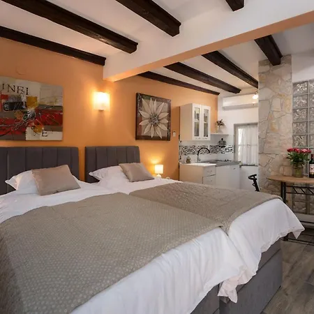 Apartment Casa Albina *