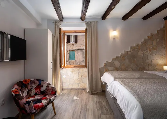 Casa Albina Ρόβινι