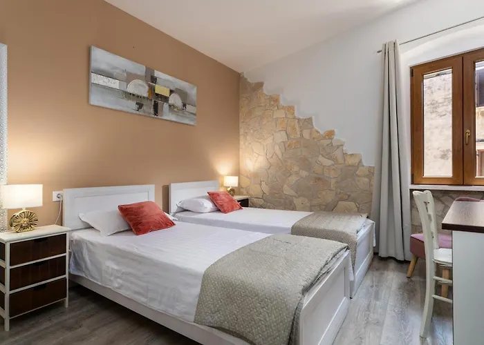 Casa Albina Ρόβινι