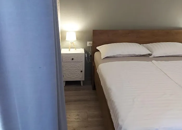 Casa Albina Ρόβινι