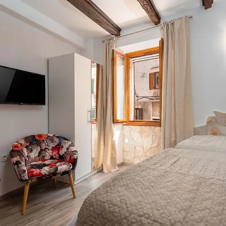 Casa Albina דירה *